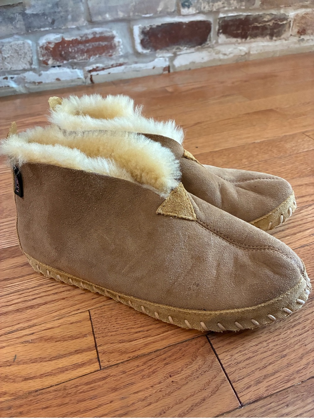 L.L. Bean Women's Chestnut Brown Suede Shearling Slipper Boots